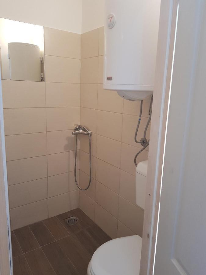 Pansion Lug Hotell Beograd Eksteriør bilde